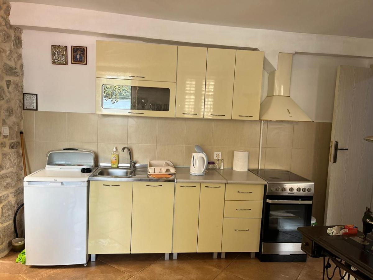 Apartman Dado Perast Buitenkant foto