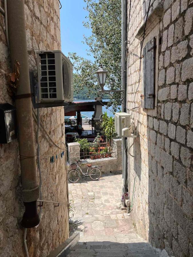 Apartman Dado Perast Buitenkant foto